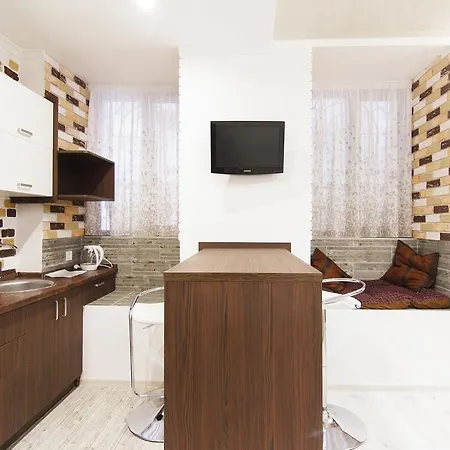 Apartment Club Near Deribasovskaya