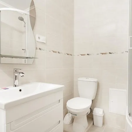 Apartment Club Near Deribasovskaya *