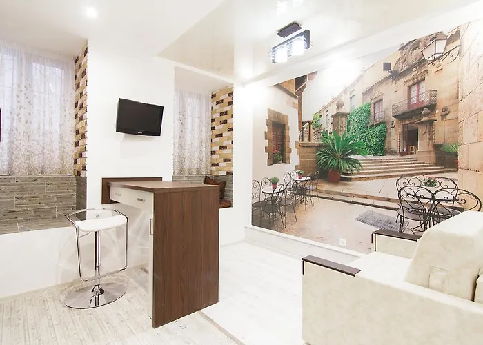 Club Near Deribasovskaya Daire *