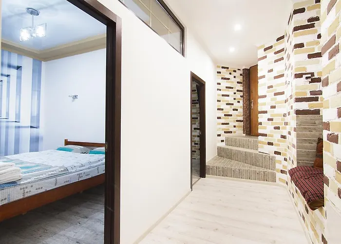 Club Near Deribasovskaya