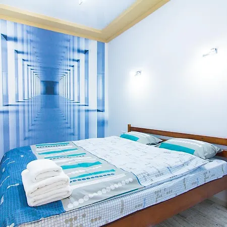 Club Near Deribasovskaya Apartment