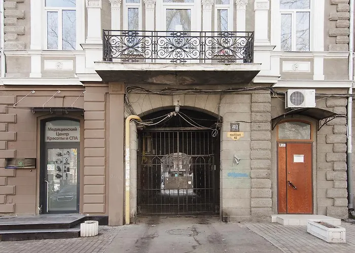 Club Near Deribasovskaya